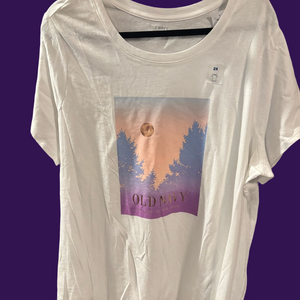 Old Navy White and Purple Nature Graphic Tee